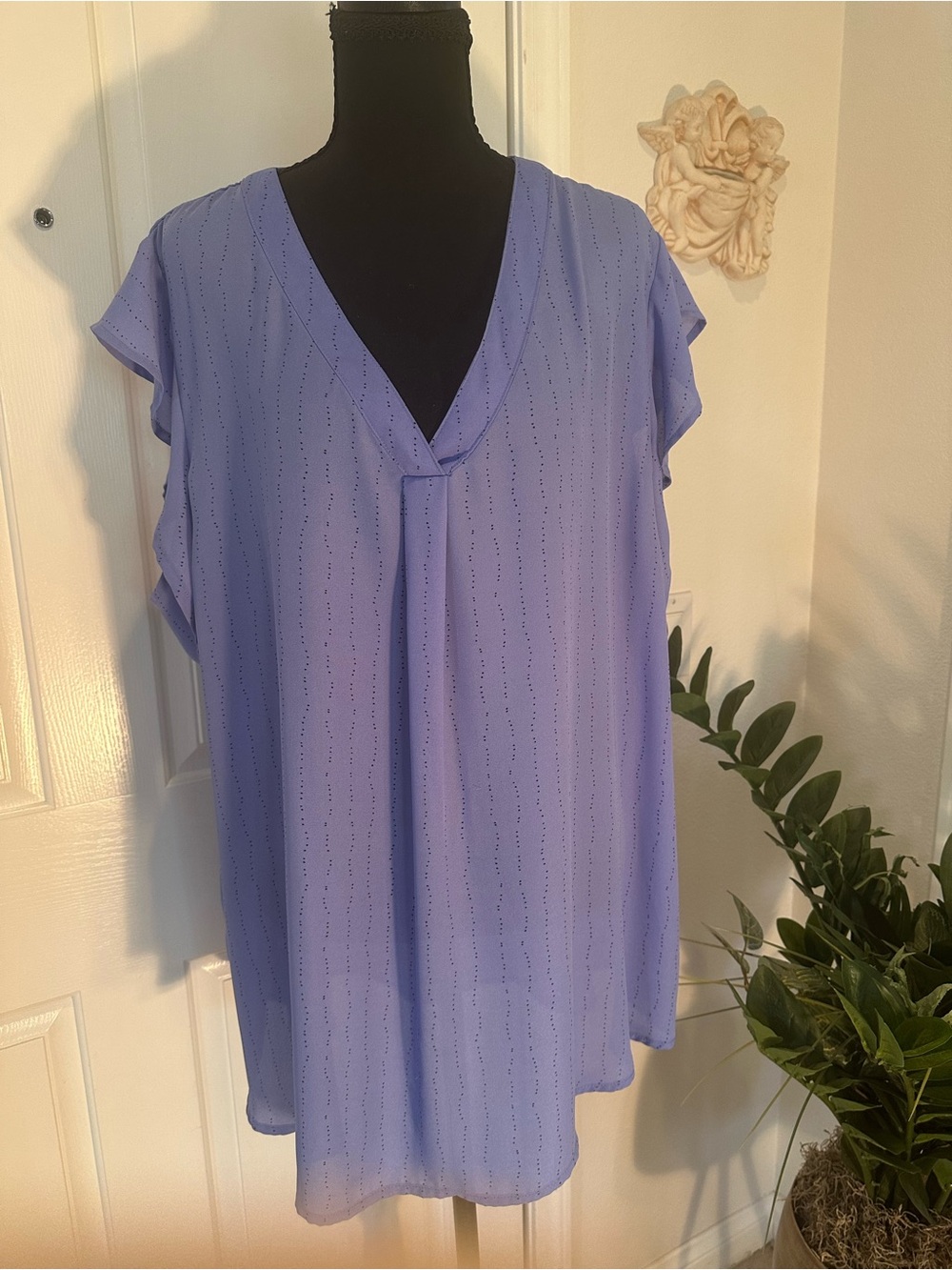 Apt. 9 Blue V-Neck Flutter Sleeve Tunic